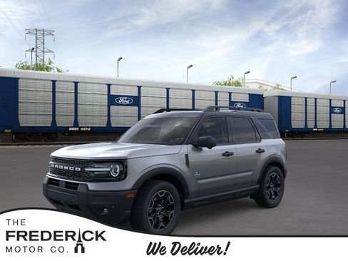 New 2026 Ford Bronco Sport Outer Banks w/ Outer Banks Tech Package+ AWD/4WD image 1