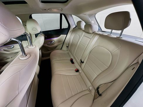 Used 2022 Mercedes-Benz GLC 300 4MATIC image 26