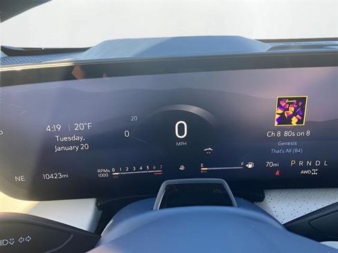 Used 2025 Buick Enclave Avenir image 16