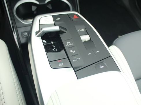 New 2026 BMW X2 xDrive28i w/ M Sport Package image 13