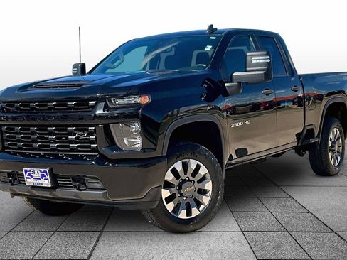 Used 2023 Chevrolet Silverado 2500 Custom w/ Custom Value Package AWD/4WD image 2