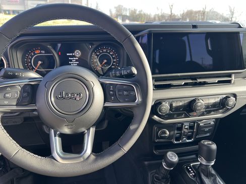 New 2026 Jeep Wrangler Sahara AWD/4WD image 13