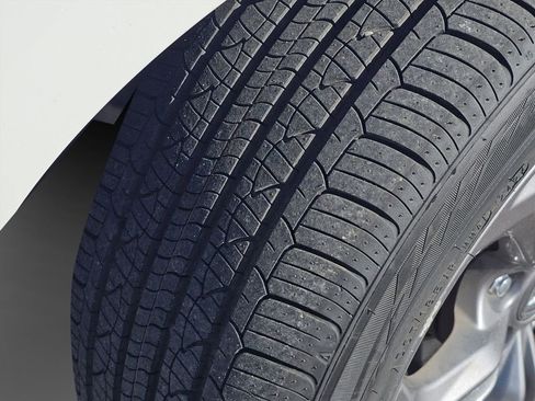 Used 2024 Honda Accord EX image 32