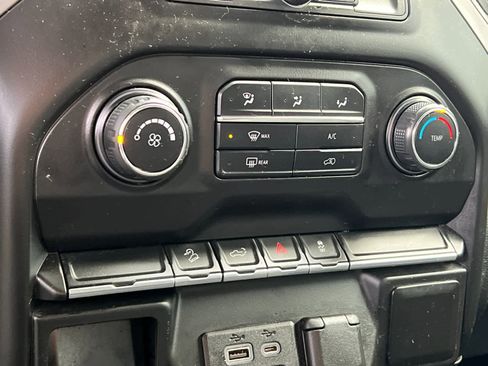 Used 2020 Chevrolet Silverado 1500 Custom Trail Boss w/ Custom Convenience Package image 20