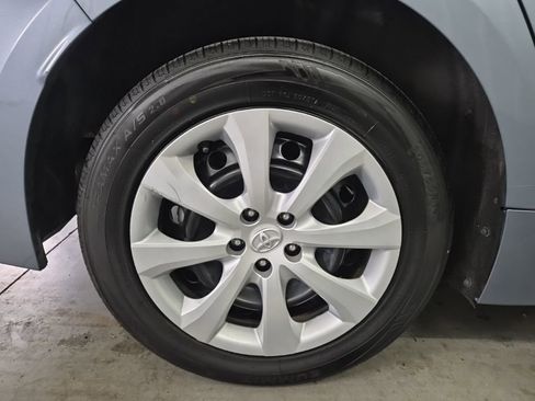 Used 2023 Toyota Corolla LE image 12