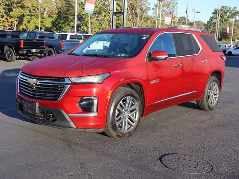 Used 2022 Chevrolet Traverse High Country image 40