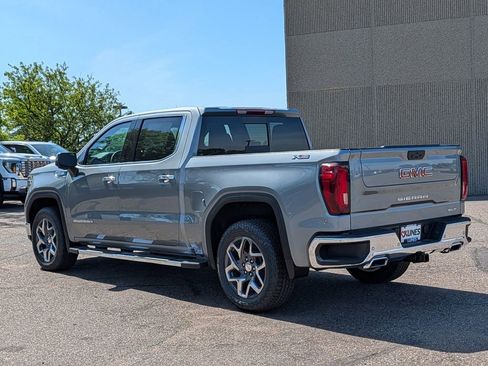 New 2026 GMC Sierra 1500 SLT w/ SLT Premium Plus Package AWD/4WD image 9