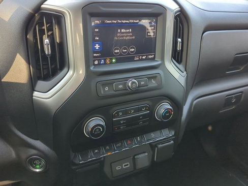 Used 2024 Chevrolet Silverado 1500 Custom Trail Boss w/ LPO, Dark Essentials Package image 11