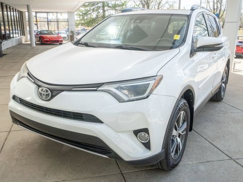 Used 2017 Toyota RAV4 XLE image 3