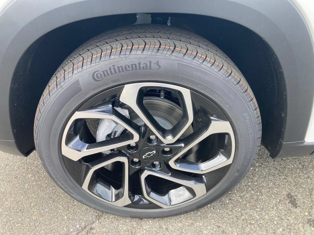 New 2026 Chevrolet Trax RS FWD image 31