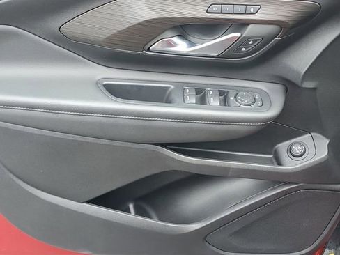 Certified 2023 GMC Terrain SLT w/ LPO, Floor Liner Package AWD/4WD image 16