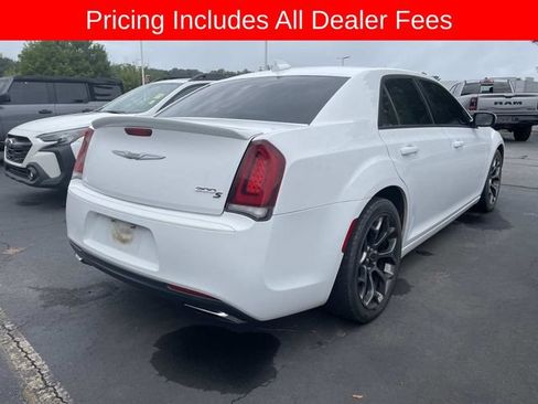 Used 2015 Chrysler 300 S RWD image 8
