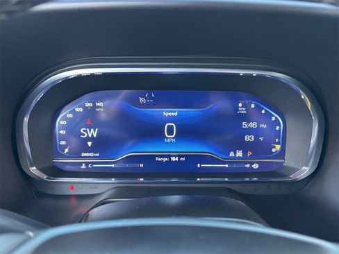 Used 2024 Chevrolet Tahoe Z71 w/ Luxury Package image 28