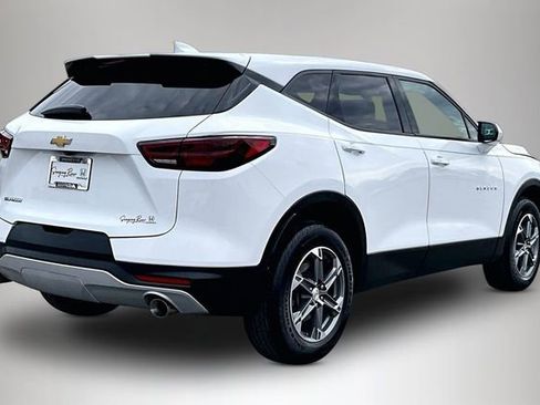Used 2023 Chevrolet Blazer LT image 5