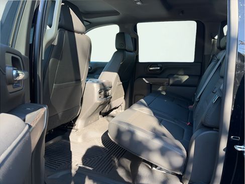Used 2022 GMC Sierra 3500 Denali w/ Denali Ultimate Package AWD/4WD image 15