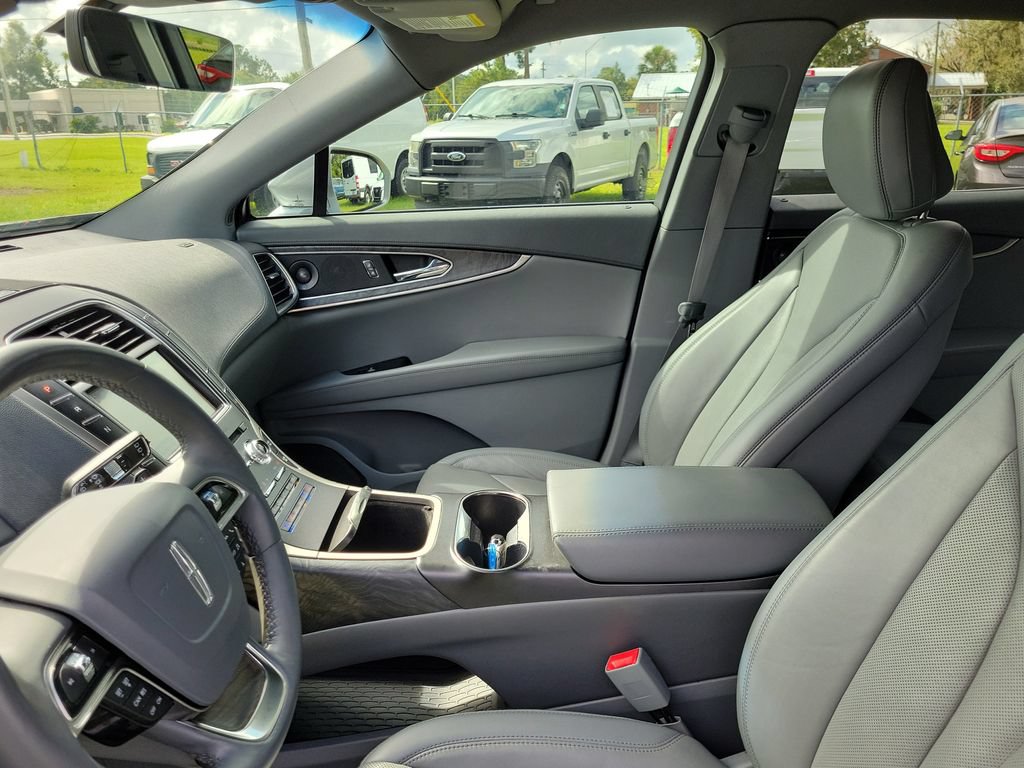 Used 2020 Lincoln Nautilus Reserve w/ Cargo Utility Package FWD image 24