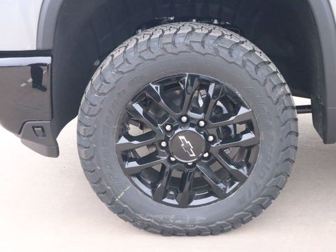 New 2026 Chevrolet Silverado 2500 LTZ w/ LTZ Plus Package AWD/4WD image 18