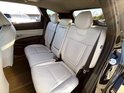 Certified 2025 Hyundai Tucson SEL image 18