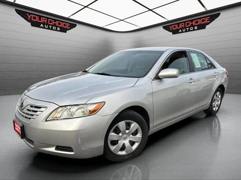 Used 2009 Toyota Camry image 1