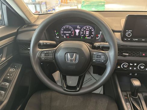 Used 2024 Honda Accord EX image 11