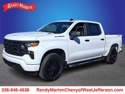 New 2026 Chevrolet Silverado 1500 Custom w/ Turbomax Blackout Package