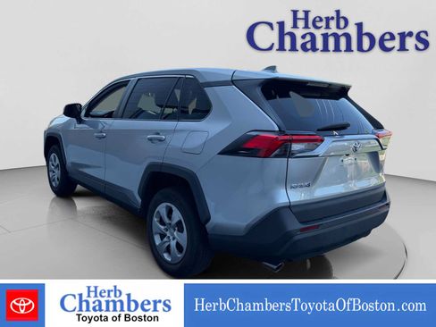 Used 2023 Toyota RAV4 LE AWD/4WD image 2