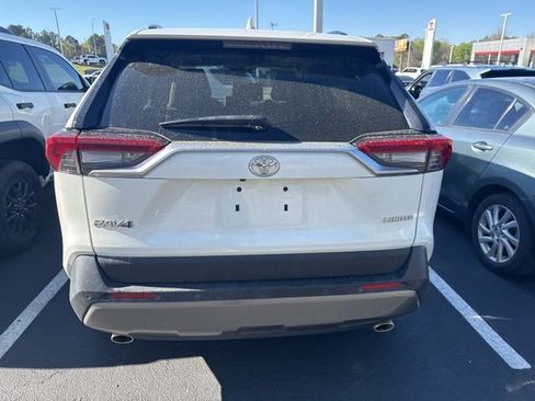 Used 2019 Toyota RAV4 Limited w/ Advanced Technology Package image 10