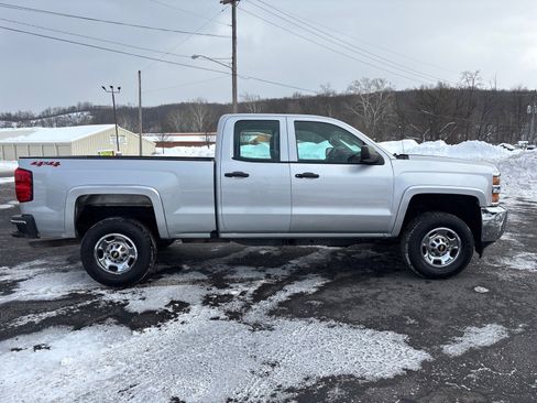 Used 2018 Chevrolet Silverado 2500 W/T w/ Snow Plow Prep Package image 8