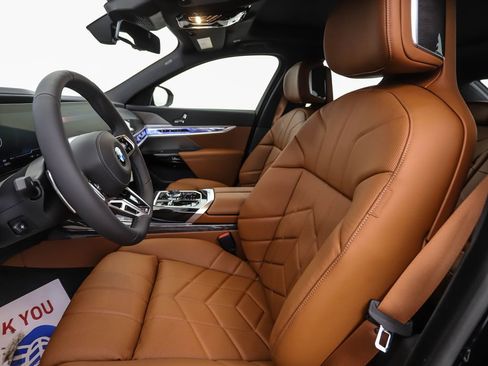 New 2026 BMW 740i xDrive image 11