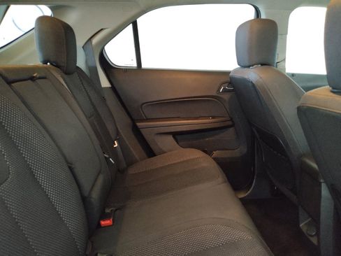 Used 2017 Chevrolet Equinox LT w/ Convenience Package FWD image 19