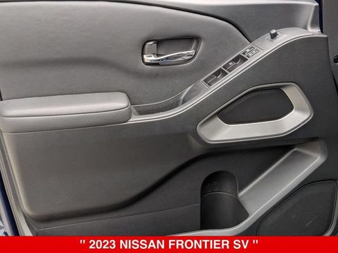 Certified 2023 Nissan Frontier SV w/ Technology Package AWD/4WD image 12