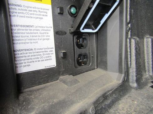 Used 2023 Ford F150 Lariat w/ Equipment Group 502A High image 7