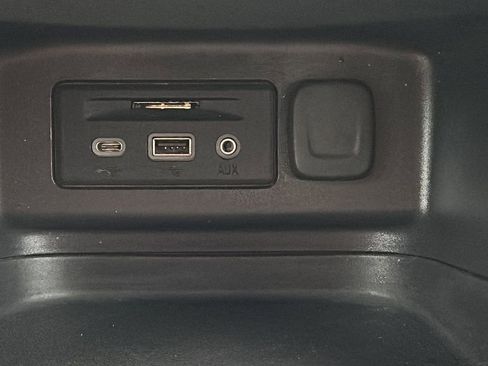 Used 2024 Chevrolet Equinox RS image 24