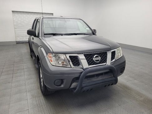 Used 2017 Nissan Frontier SV image 14