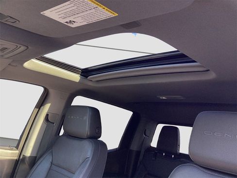 Used 2021 GMC Sierra 1500 Denali w/ Denali Ultimate Package image 26