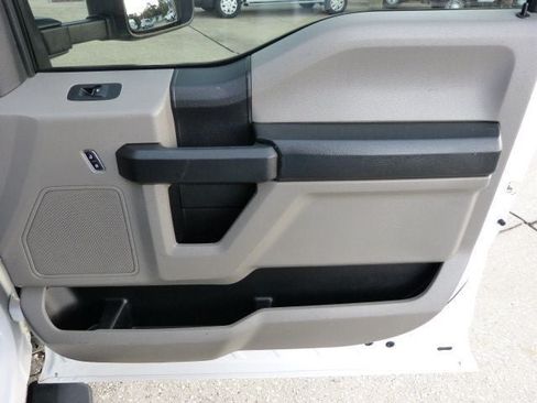 Used 2019 Ford F250 XL w/ Power Equipment Group RWD image 26