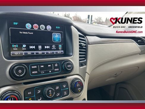 Used 2018 GMC Yukon XL Denali image 17
