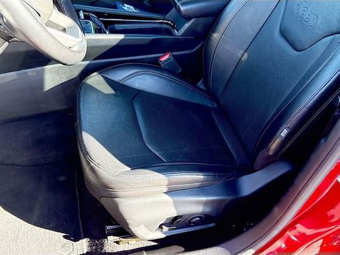 Used 2022 Jeep Compass Limited w/ (RED) Package image 23