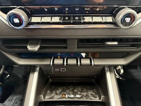New 2026 Chevrolet Colorado Trail Boss AWD/4WD image 35