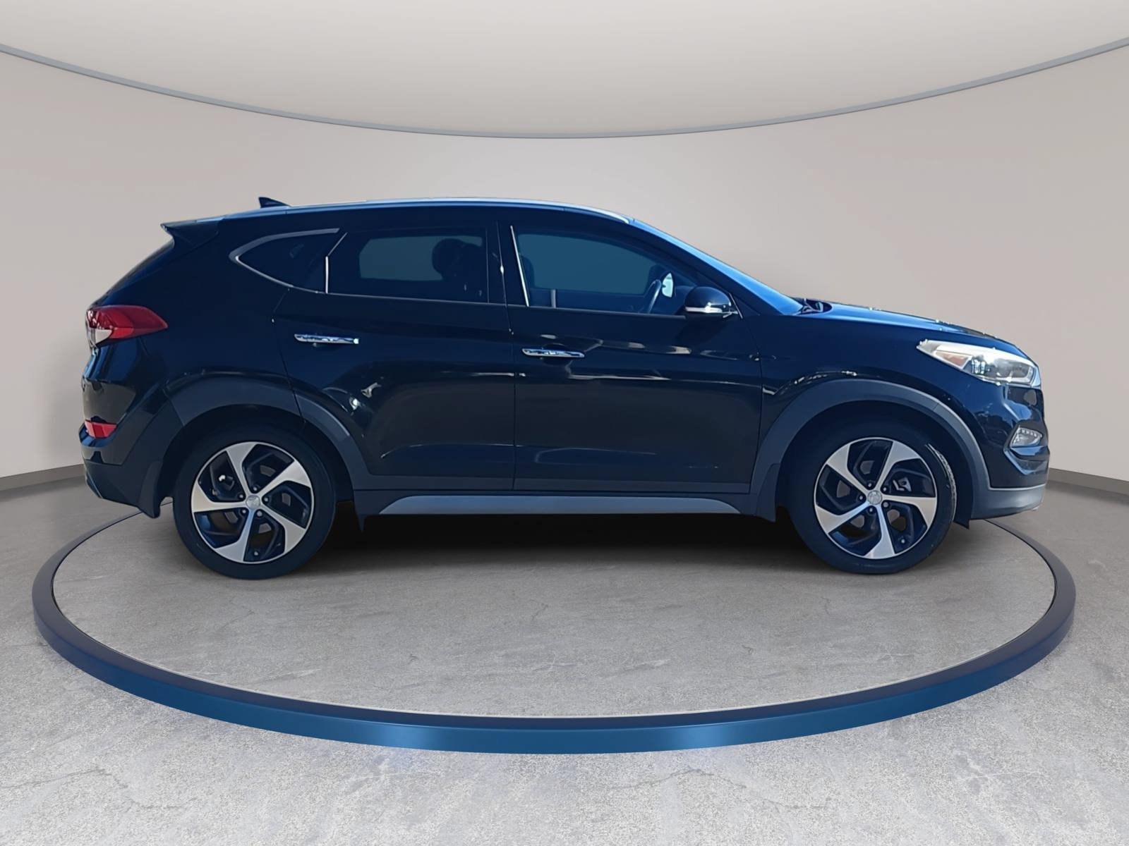 Used 2017 Hyundai Tucson Limited FWD image 4