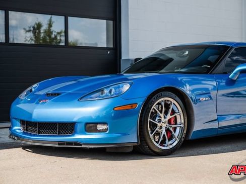 Used 2009 Chevrolet Corvette Z06 w/ Preferred Equipment Group RWD image 57