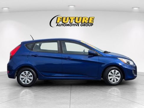 Used 2017 Hyundai Accent SE FWD image 4