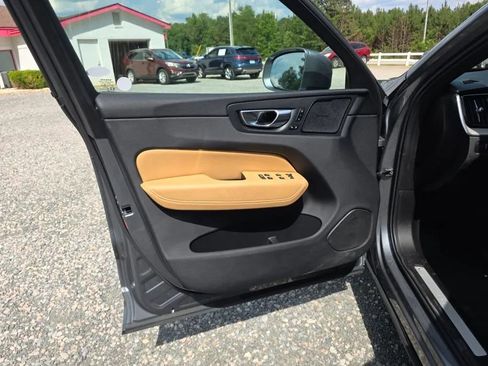 Used 2020 Volvo XC60 T5 Inscription AWD/4WD image 42