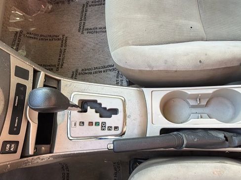 Used 2012 Toyota Corolla LE image 31