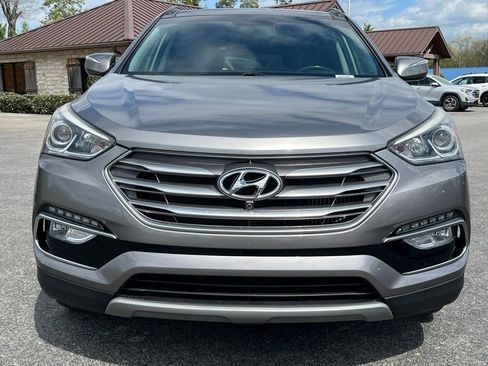 Used 2018 Hyundai Santa Fe Sport image 2