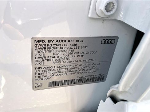 Used 2025 Audi Q3 2.0T Premium AWD/4WD image 33