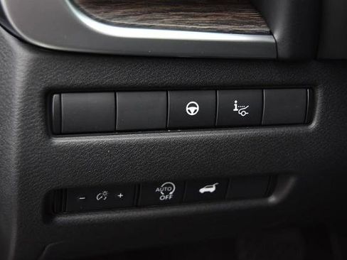 New 2026 Nissan Rogue Platinum image 12