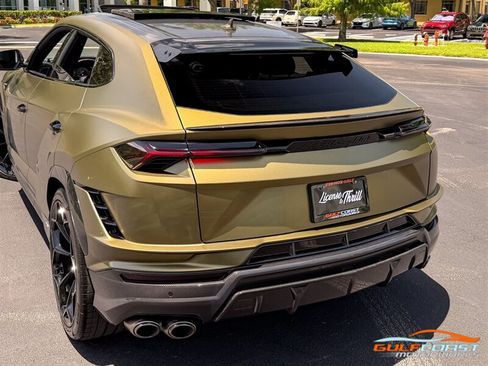Used 2024 Lamborghini Urus Performante AWD/4WD image 51