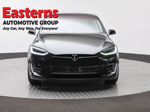 Used 2018 Tesla Model X 75D AWD/4WD image 2