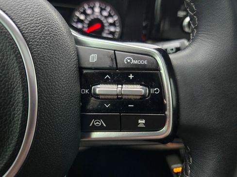 Certified 2023 Kia Sorento EX w/ Panoramic Sunroof Package image 25